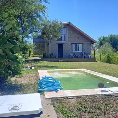 Chalet y Cabaña de montaña Esmeralda