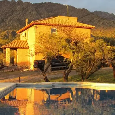 Cabañas de Montaña San Miguel