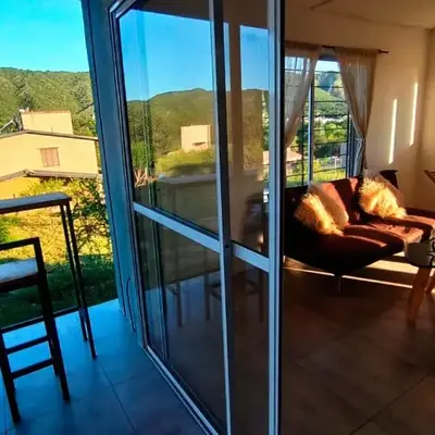 La casita de balcones