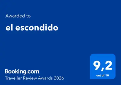 a blue screen with the text emailed to el escondido at el escondido in Villa Cura Brochero