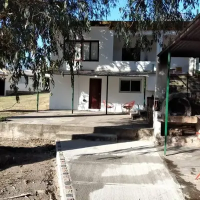 Alojamiento frente al Arroyo Cristal