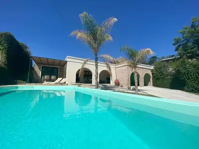 Gallery image of CASA LOS ARCOS in Villa Carlos Paz