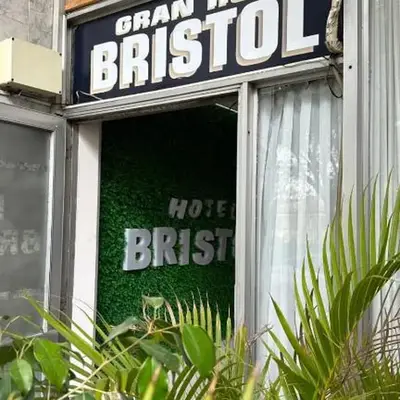 Hotel Bristol