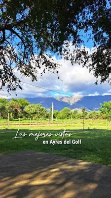 a sign that says la neyer allee an eyes del golf at Ayres del Golf Posada-Restó in Merlo