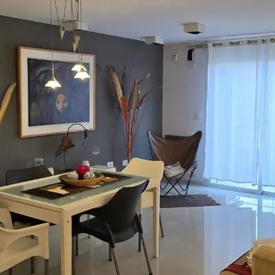 Fabuloso apartamento con terraza y asador propios