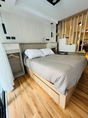 a bedroom with a large bed in a room at Departamento ideal en Nueva Córdoba SS5 in Cordoba