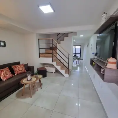Depto triplex frente el lago