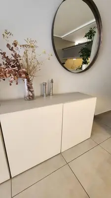 a white dressing table with a mirror on the wall at Departamento -Brasil- Pleno Nueva Cordoba By Apartcba in Cordoba