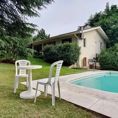 Hermosa casa con pileta para dos