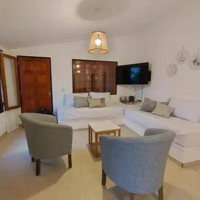 Casa con pileta cómoda y equipada