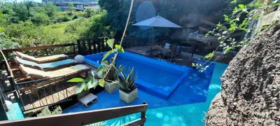 a view of a swimming pool from a house at La luisa segunda in Villa Parque Siquiman