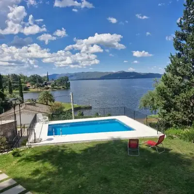 Hermosa Casa en Villa del Lago Carlos Paz Vista al lago