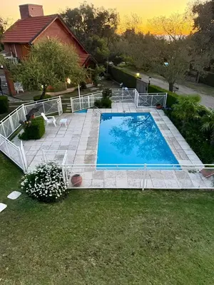 an overhead view of a swimming pool in a yard at Cabaña Los Estribos 1 in Merlo