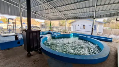 a large pool of water in a building at Atrapa Sueños I in Embalse