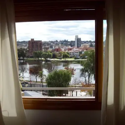 CARLOS PAZ