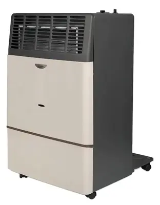 a white and black grill on a white background at Casa en el Río in Alpa Corral
