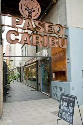 a large sign on the front of a store at Moderno loft en Güemes in Cordoba