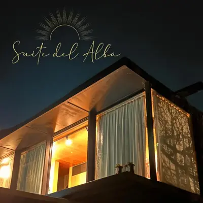 a sign that says swift el allee above a window at Suite del Alba in La Estancia