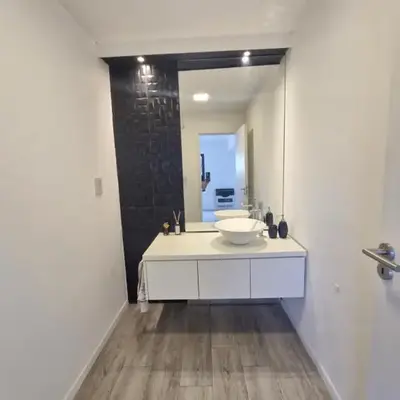 Casa con hermosa vista al lago
