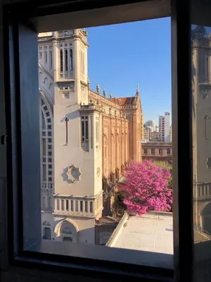 a view of a building from a window at Departamento céntrico en Córdoba Capital cerca de todo in Cordoba