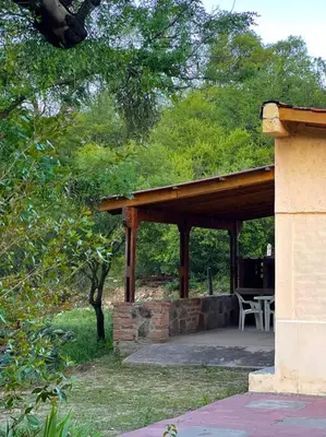 Gallery image of Nature's Peace: Cozy Cabin for 4 Near River in San Luis