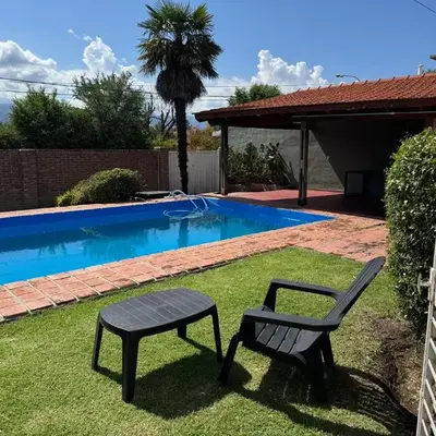 Casa privada con piscina y quincho Altavip