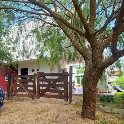 Casa Minimalista con Pileta Privada en el mejor lugar de Cabalango