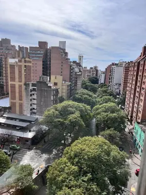 a city with a bunch of trees and buildings at Departamento moderno para 3 personas en Zona Nueva Córdoba in Cordoba