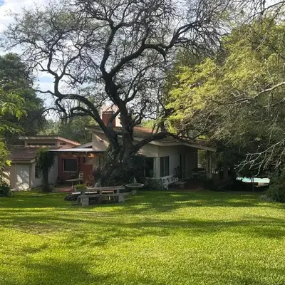 CASA DE CAMPO con bajada al rio