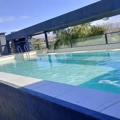 Dpto Premium Costanera cochera y patio privado