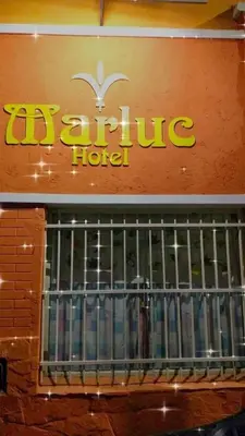 a sign for an airline hotel in a store at Residencial Marluc in Río Cuarto