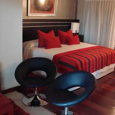 Zoom Apartments Hotel