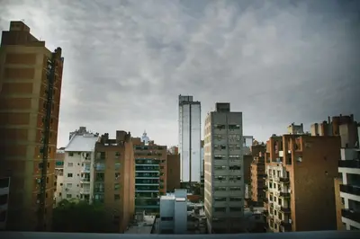 a view of a city skyline with tall buildings at 4 PERSONAS A 150 Mts SANATORIO ALLENDE in Cordoba