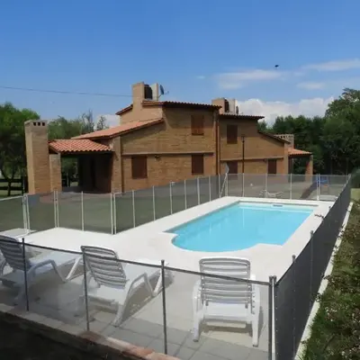 CABAÑAS AGUARI