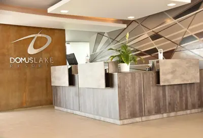 a lobby of a doosan doosan luxuryominium at Domus Lake Resorts in Villa Carlos Paz