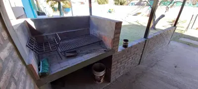 a concrete sink in a building with at Santa isabel in Embalse
