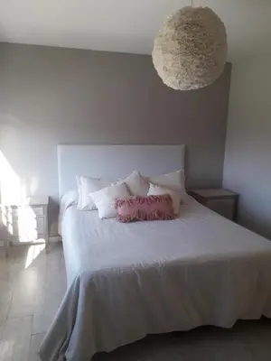 Gallery image of GRAN DUPLEX DE CATEGORÍA - cochera y patio - Exc ubicación en zona norte, barrio tranquilo - Bien próximo al Sanatorio Allende, Kempes y Univ Siglo XXI - Cerca de restaurantes y bares- Salida rápida al Aeropuerto, centro y las sierras in Cordoba