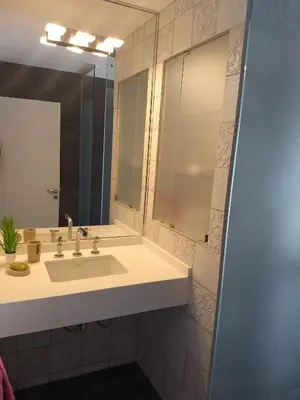 Gallery image of GRAN DUPLEX DE CATEGORÍA - cochera y patio - Exc ubicación en zona norte, barrio tranquilo - Bien próximo al Sanatorio Allende, Kempes y Univ Siglo XXI - Cerca de restaurantes y bares- Salida rápida al Aeropuerto, centro y las sierras in Cordoba