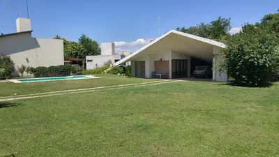 Gallery image of Casa con pileta exclusiva y parque en Villa Carlos Paz in Villa Carlos Paz
