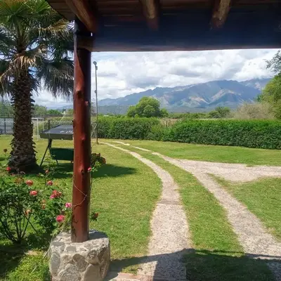 El Rancho Casa de Campo Exclusiva en Villa de Las Rosas Los impuestos que figuran en la publicación no se cobran
