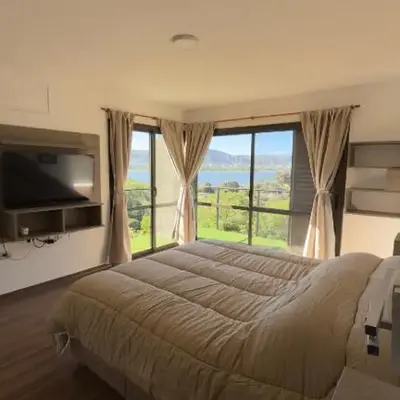 AIRES DEL LAGO