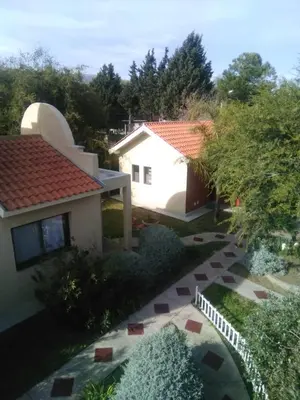 an aerial view of a house with a garden at Complejo Calas in Merlo