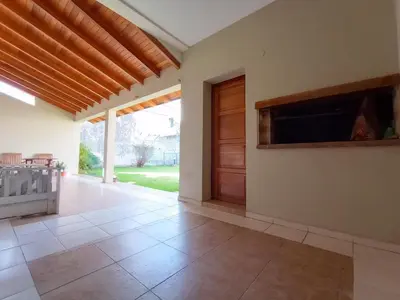 a room with a door and a tile floor at Casa Lucerna in Cordoba