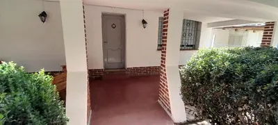a hallway of a house with a door at Monoambiente Anisacate in Villa Anizacate